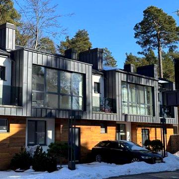 ПРОДАЖ котеджу у центрі с.Брюховичі, 135м2, центральні комунікації