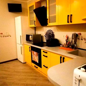 Здаю гарну квартиру в  ЖК "Богатирський"! Генератор є.Опалення.