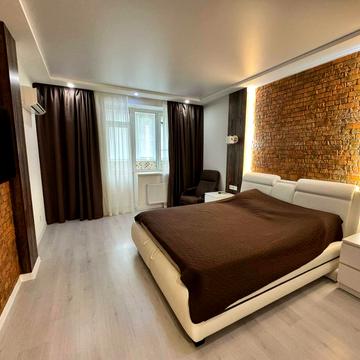 Лазурна вул., 5/11