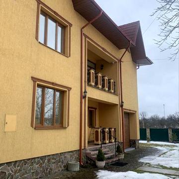 Здається в оренду будинок в с. Шепарівці.