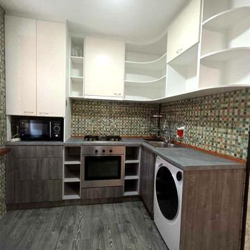 Поділ. 2к Тепло, Світло, Парковка. Гаряча вода!