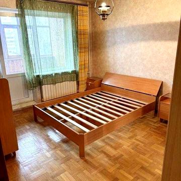 3 кімнатна квартира в Києві Дарницький Ахматової 15 Позняки 6 поверх