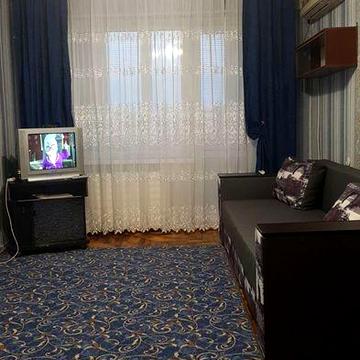 Продажа 1 -комнатной квартиры в Шевченковском районе,Чаривная