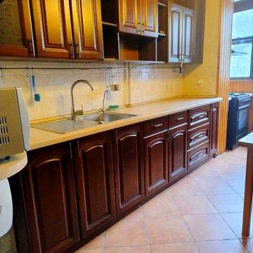 Сдам 3 ком.квартиру Черемушки /Инглези/100 школа ,3 /9 эт дома,газ