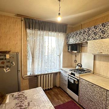 Довгострокова оренда 1к Квартира Кирила Осьмака (20-річчя Перемоги) вулиця