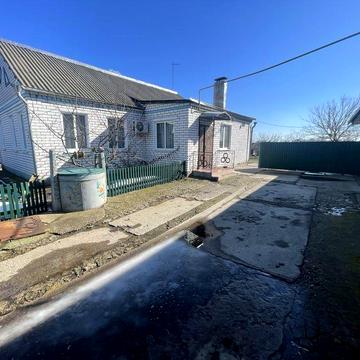 Продам  будинок  в с. Знаменівка