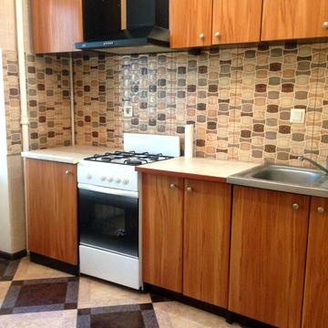 Михайла Стельмаха вул., 7/2