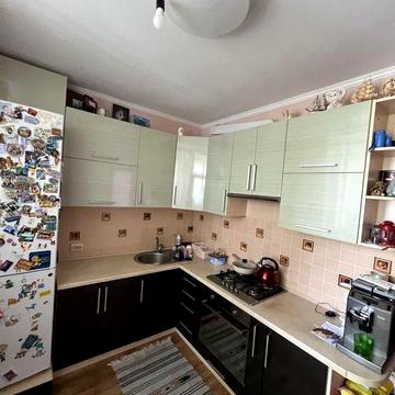 Здам двокімнатну квартиру у Вишневому, вулиця Л.Украінки, 21.