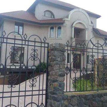 Житловий будинок, 595,5 кв. м, с. Мотовилівка, вул. Степова, 2