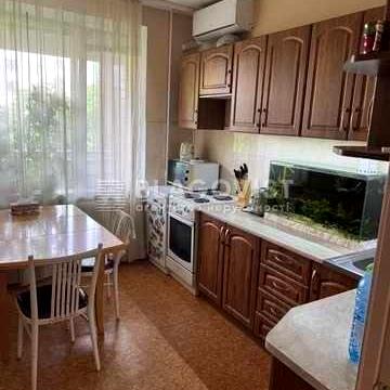 Продаж 2- кімнатної квартири по вул. Тарасівській,21