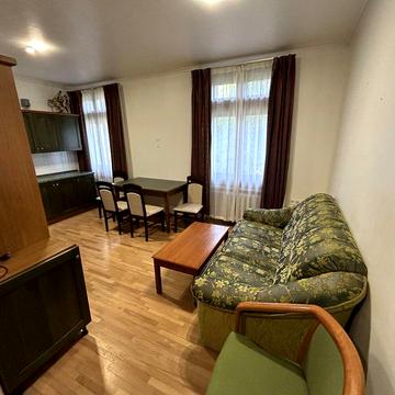 Здам 1 ком кв 53 м2 Повітряних Сил ,25  Севаспопільська площа