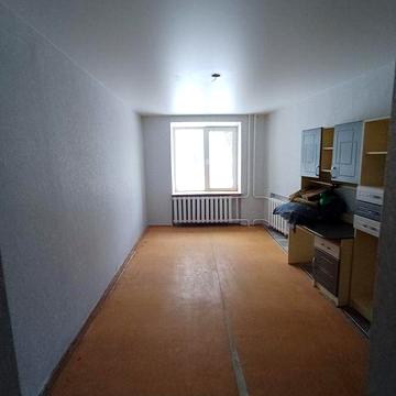 Продаж 4-х кімнатної квартири вул. Пр.Перемоги, зліва від банка Аваль