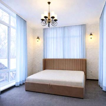 Оренда 2-кімнатної | Центр, Соборна | Двір | Можна з тваринами.