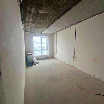 Продам євро2к квартиру з початковим ремонтом в Бучі! Є газ!