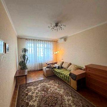 Продам однокомнатную квартиру на Затонского/Добровольского