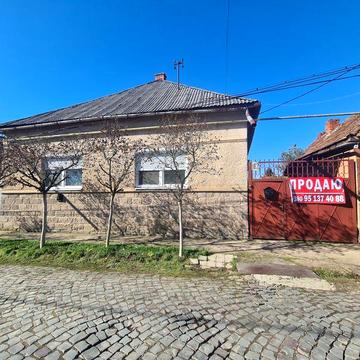 Продається будинок в м.Берегове