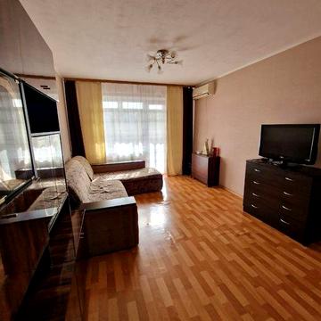 Продам 1 ком квартиру в отличном состоянии.