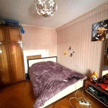 Продаж 2 к квартири Кирилівська 117 Поділ