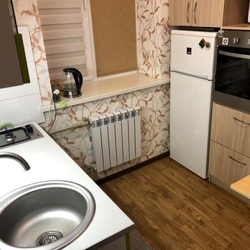 Алчевських вул. (Артема), 58