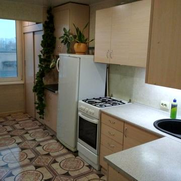 Героїв полку "Азов" вул. (Маршала Малиновського), 4