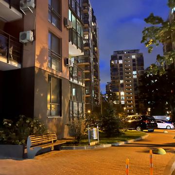 Анатолія Петрицького вул., 13