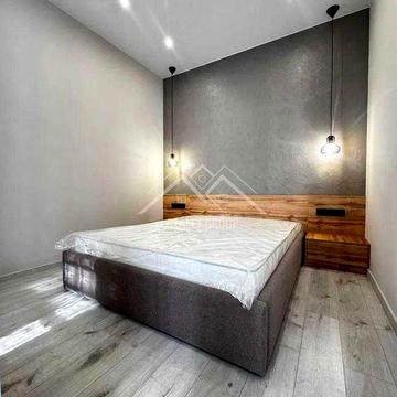 Оренда 2-х кімнатної VIP квартири в центрі 95-му кварталі.