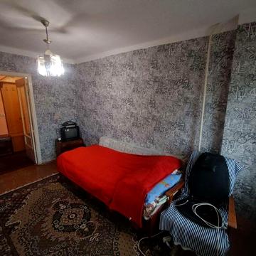 2-Х КІМНАТНА квартира, 4 поверх, 48.6. кв.м., газове опалення, за АТБ!