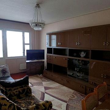 Трикімнатна квартира Р.Рейгана 4/а (Ринок Троєщина)