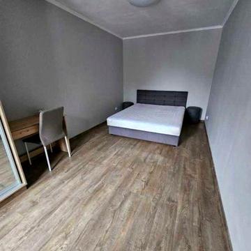 Здається 2-кімнатна квартира на вул.Ольжича,9