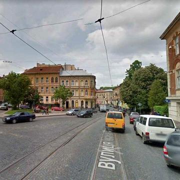 Продам квартиру з ремонтом біля Стрийського парку вул. Паркова