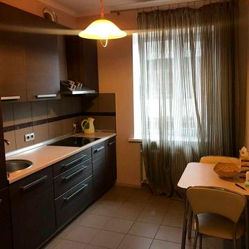 Оренда 2к квартири по вул. Энгельса