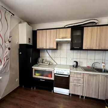 Хіміків вул., 21а