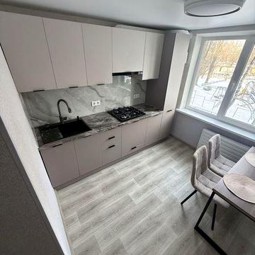 Перша оренда 1 кім по Героїв Маріуполя