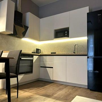 Паркова вул., 15