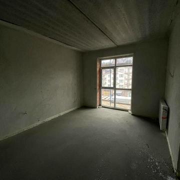 Продаж 1,5-кімнатної квартири в новобудові