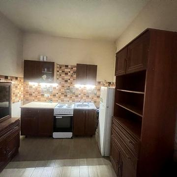 Оренда двухкімнатної квартири для проживання або під бізнес!