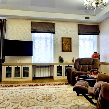 Виконкомівська вул., 14