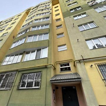 Продаж велика 3 кімнатна квартира серець 105м2 вул. Паркова