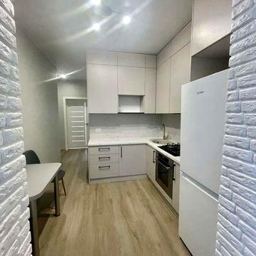 Оренда 2ох кім з ЄВРОРЕМОНТОМ в центрі міста