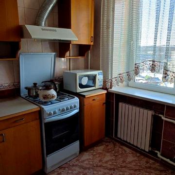 Терміново здається 1;нокімнатна квартира.Бл.Гречани.