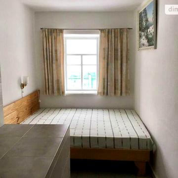 Продаж 3к Дім Різдвяна вулиця