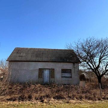 Двоповерховий будинок  с. Есень, Закарпатська область