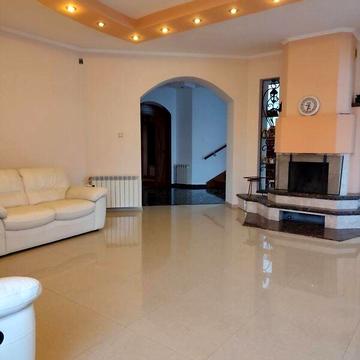 Продаж 6к Дім Дружби вулиця