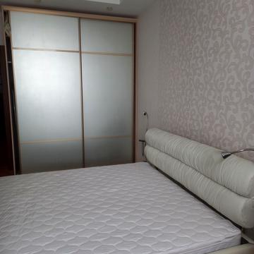 Володимира Івасюка просп. (Героїв Сталінграду), 2-Д