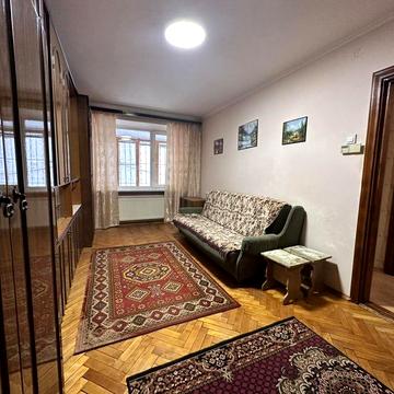 Оренда 1к квартири,з індивідуальним опаленням, вул. Торговиця