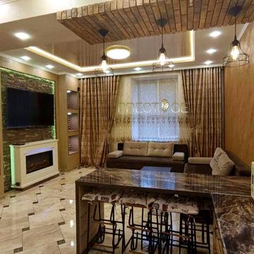 Оренда 2х кім квартири + гараж у центрі міста