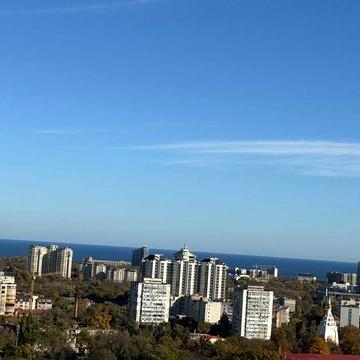 2 к квартира в КАДОР СІТІ на Краснова з терасою. ТОРГ!!!