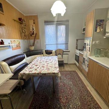 Аренда 3х комнатная квартира 1/9 Таврический