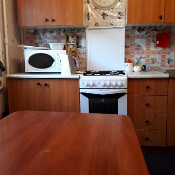 Сдам  3-комнатную квартиру в центре для 5-6 мужчин  от 1 мес и выше