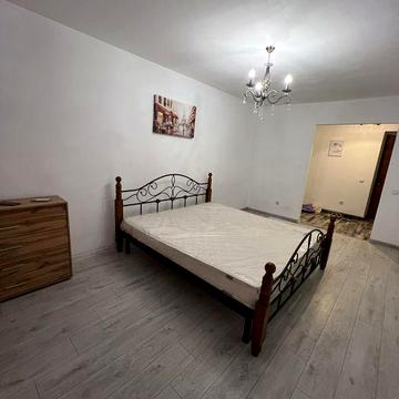 Біля парку Будинок закритого типу